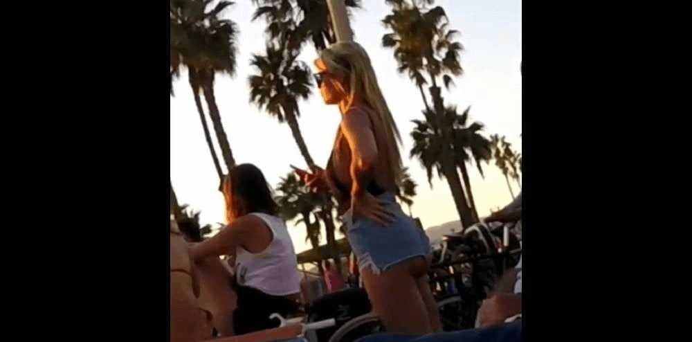 Candid upskirt teen ass photo #324309858