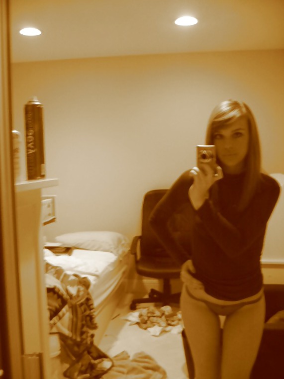 amateur 2 pict gal
