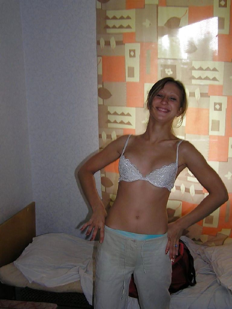 Perky Chested Teens pict gal