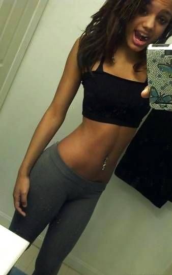Young & Cute - Yoga Pants Edition pict gal