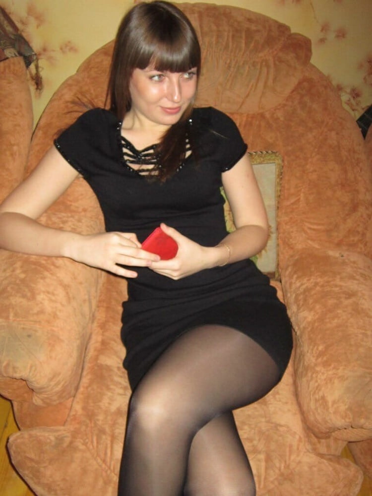 Russian Sluts in Pantyhose - 33 Photos 