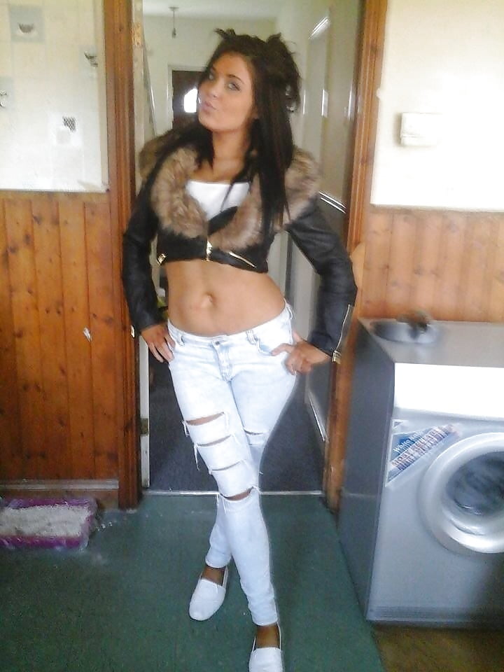 Chav Slag Laura pict gal