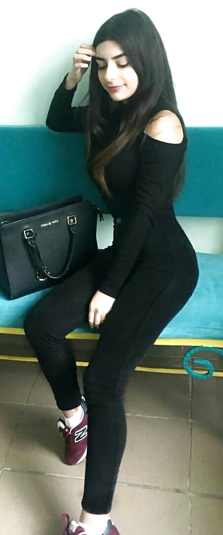 (This cunt loves to suck dick) pict gal