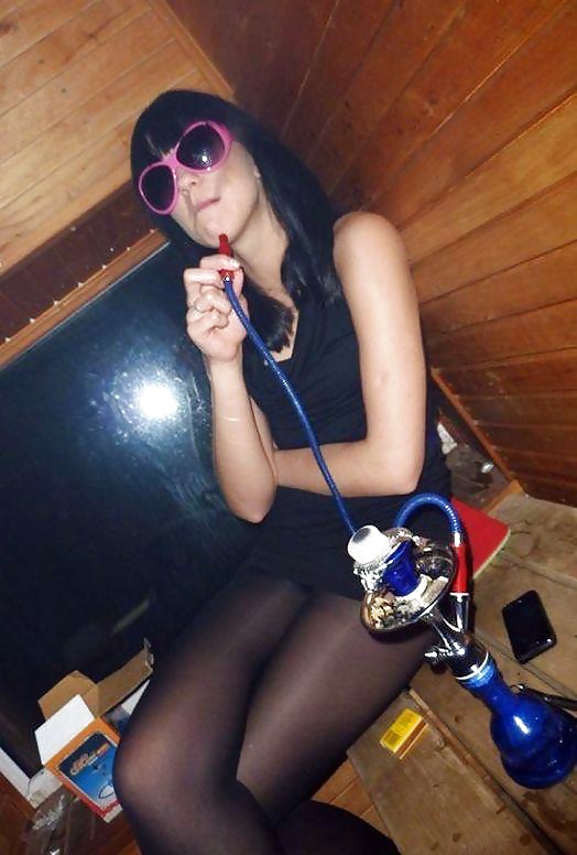 Young Ladies in Pantyhose pict gal