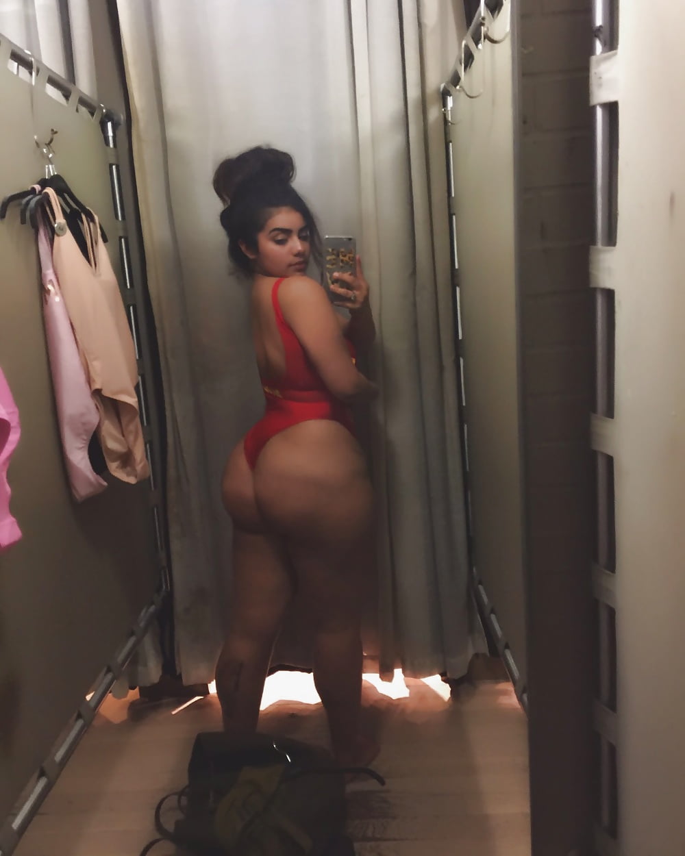 Big Booty Latina Orgasm Bbc