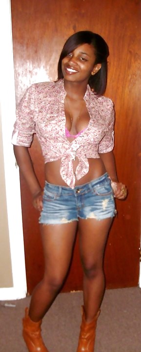 Cute Ebony College Gals Vol. II pict gal