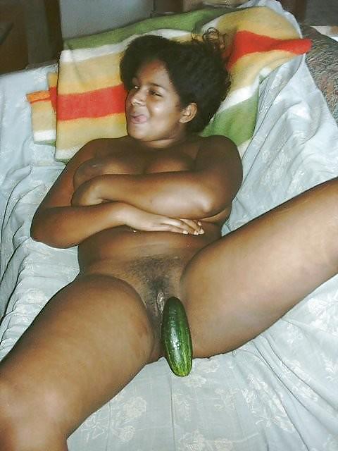 LATINA CUCUMBER PLAYTIME pict gal