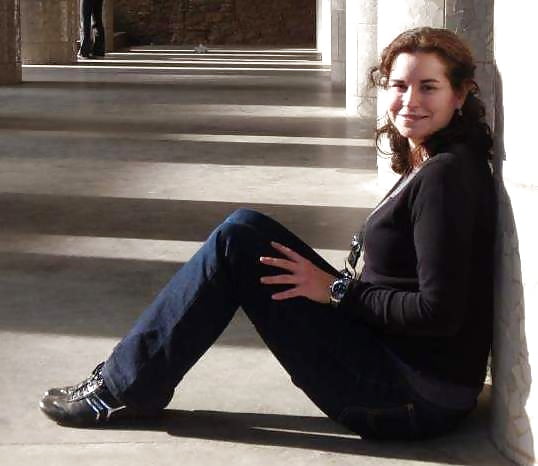 sexy chubby friend for comments, fakes, tributes pict gal