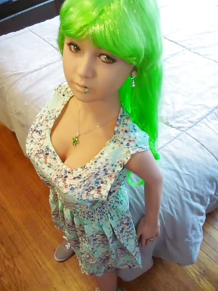 Nina's green dress pict gal