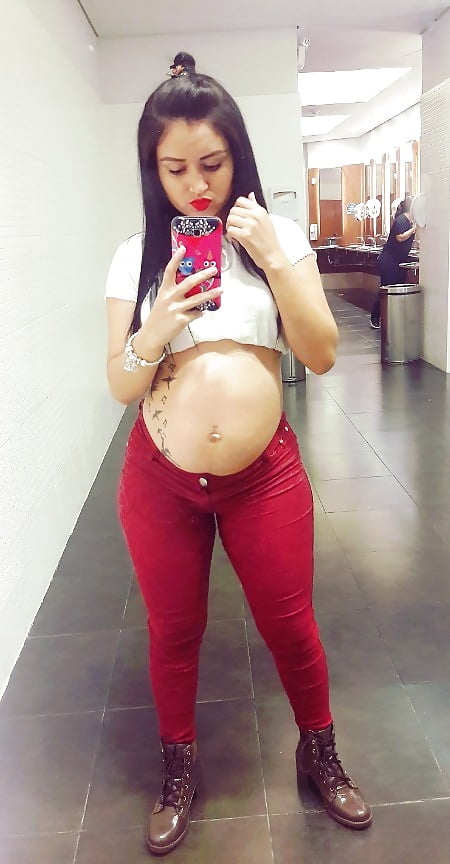 Hot sexy pregnant young mom pict gal