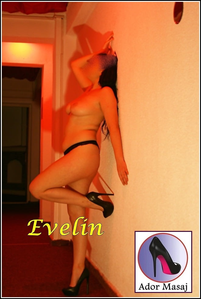 Evelin - 11 Photos 
