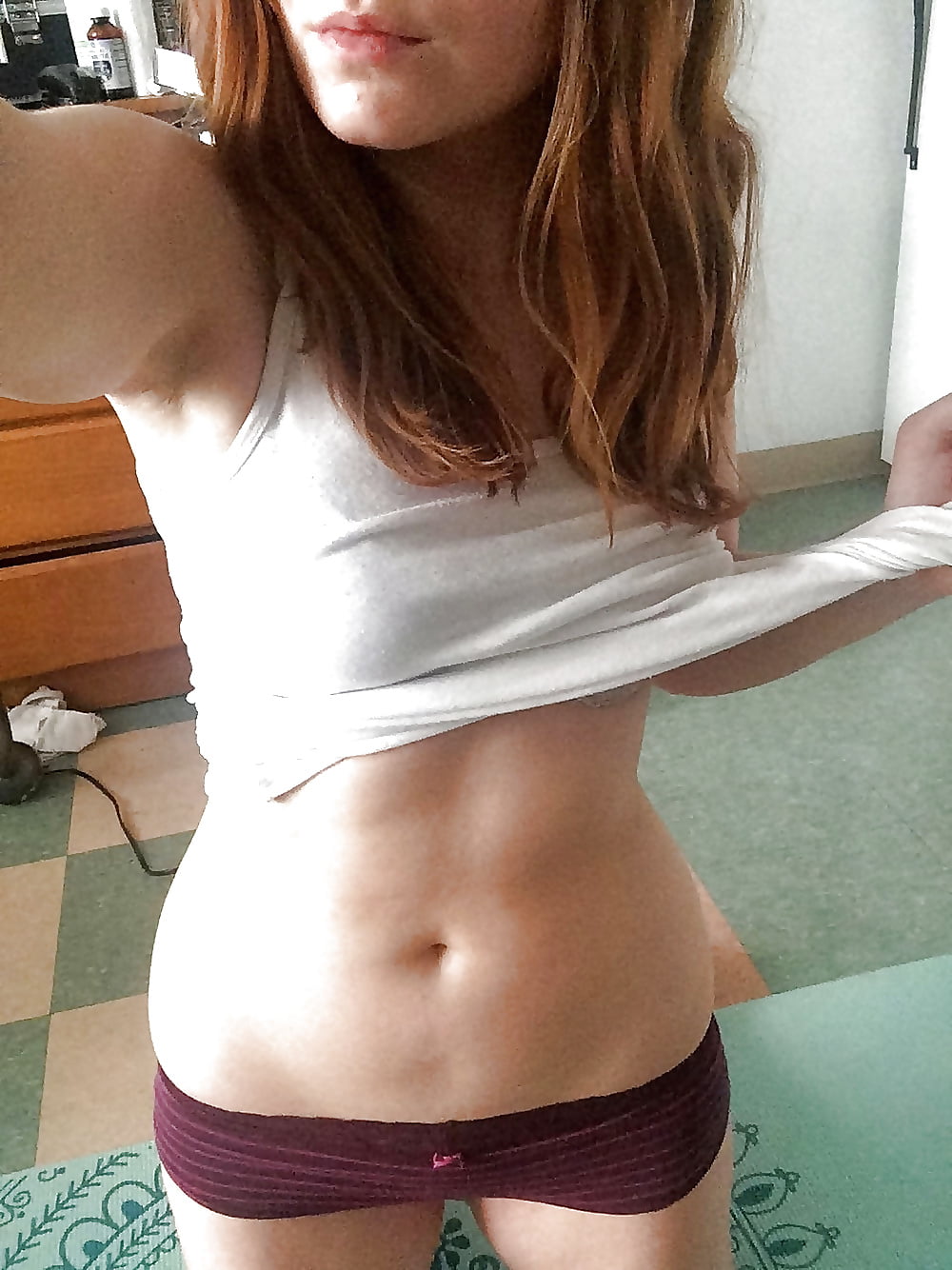 Nice (non nude) girls 221 pict gal