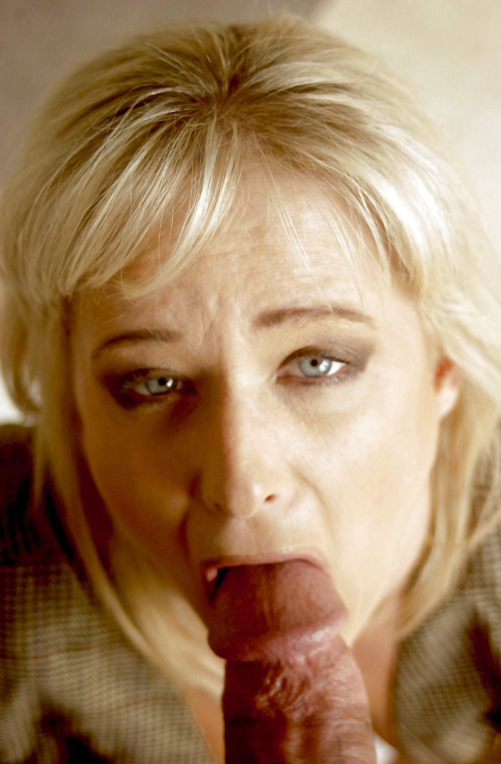 Milfs 8 pict gal