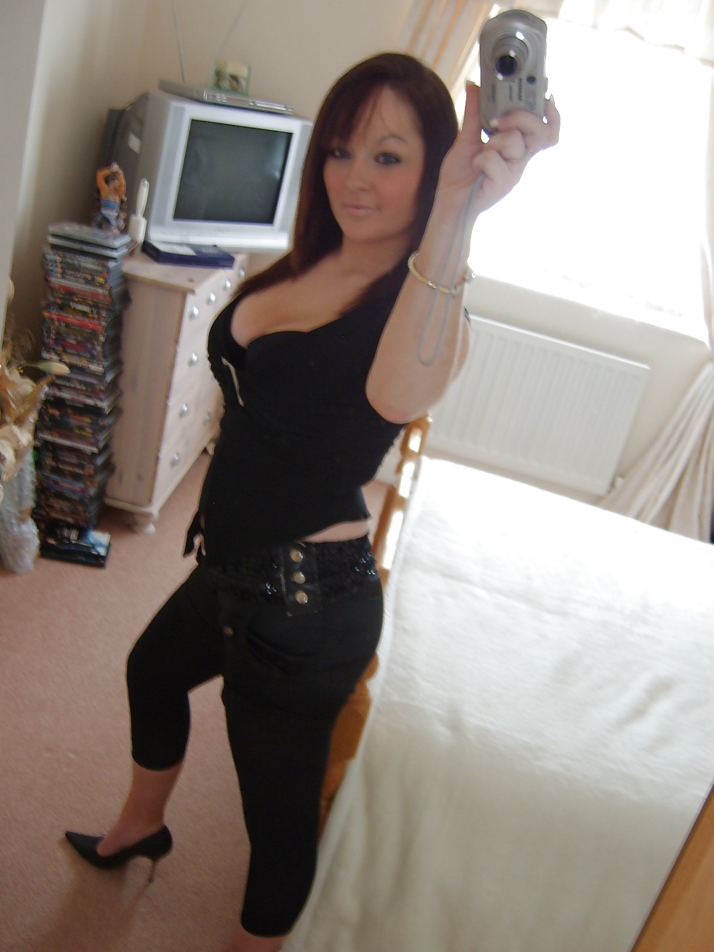 another UK hottie pict gal