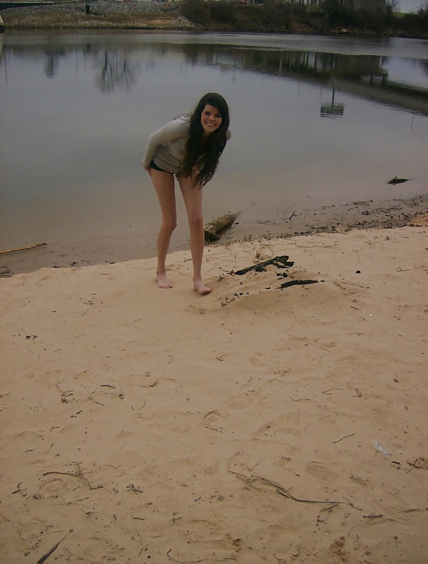 Hot Amateur Girl Alina pict gal