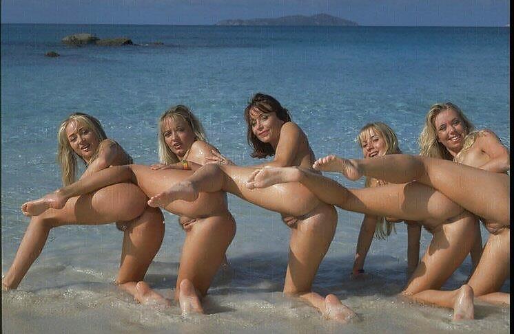 Group of girls pict gal
