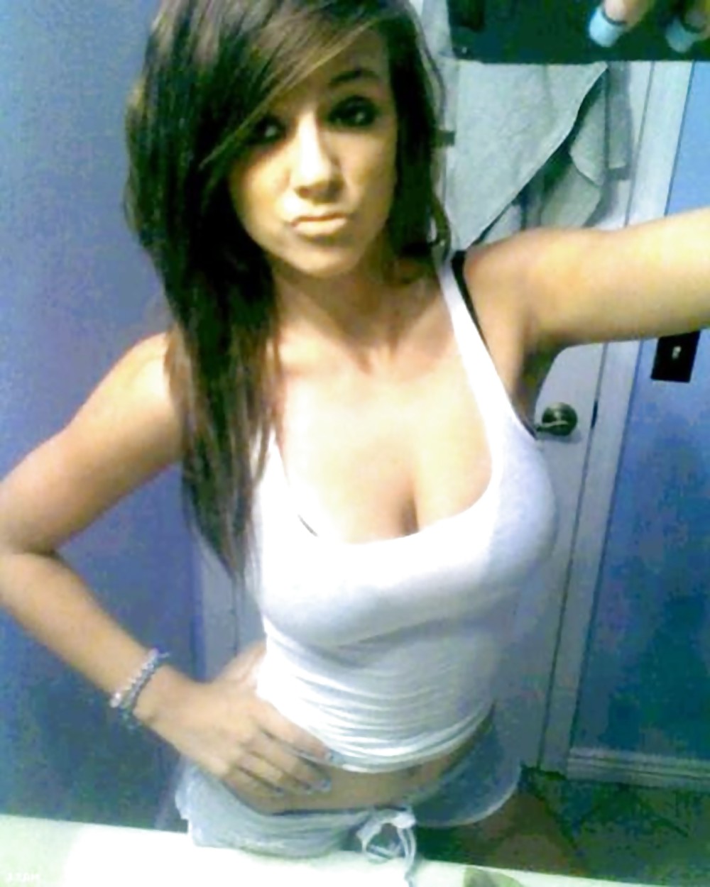 Pretty Amateur SelfShot pict gal