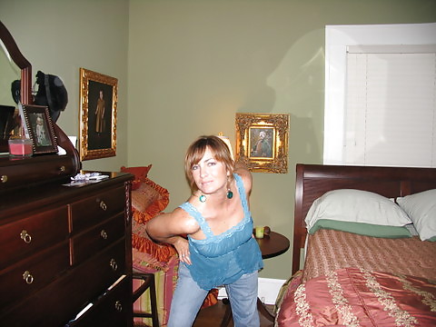Mary: Dreaming of Black Cock pict gal
