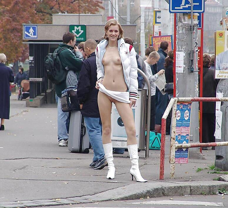 REALLY HOT GIRLS IN PUBLIC 59 pict gal