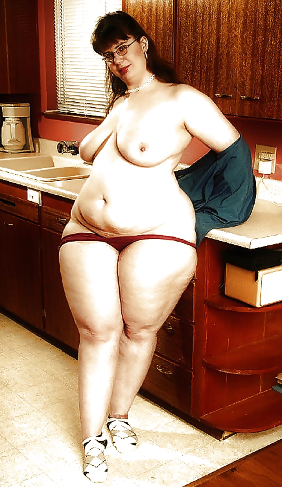 толстушки голые с широкими бедрами фото 74