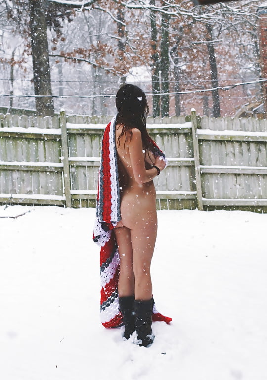 public display 266 pict gal