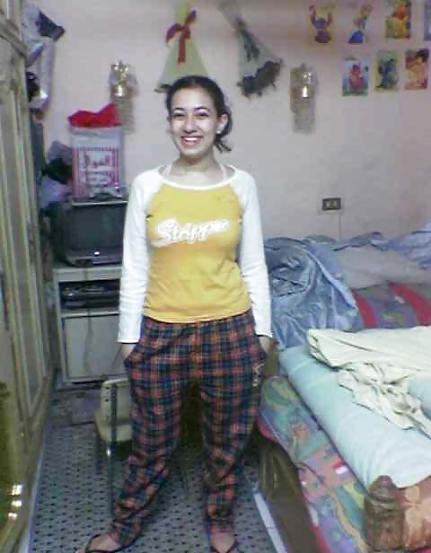 Arab Ex-Girlfriends 4 pict gal