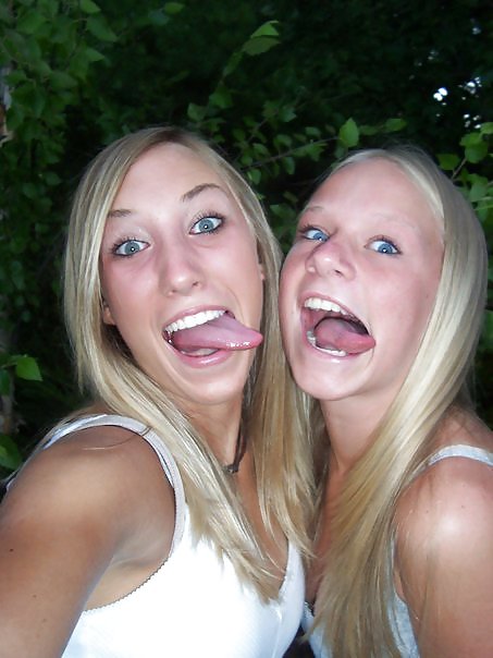 Cute Teens Making Silly Faces pict gal