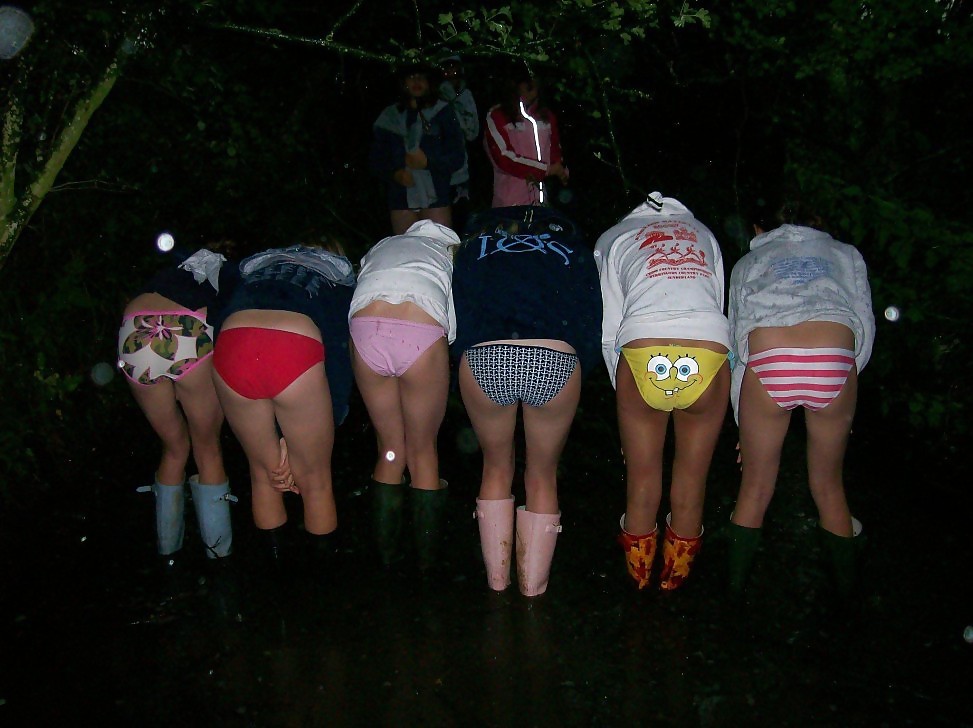 Amateur Teens In Panties pict gal
