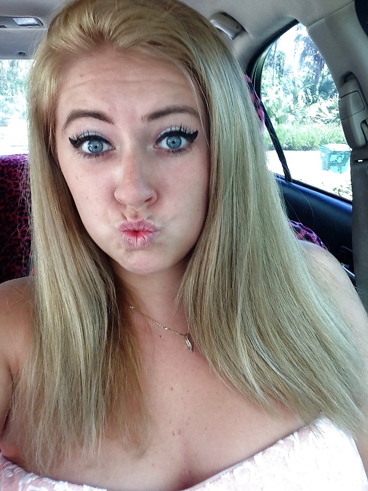 Selfies of me pict gal