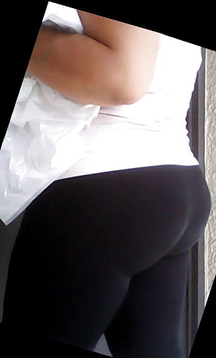 thick latin ass in leggings pict gal