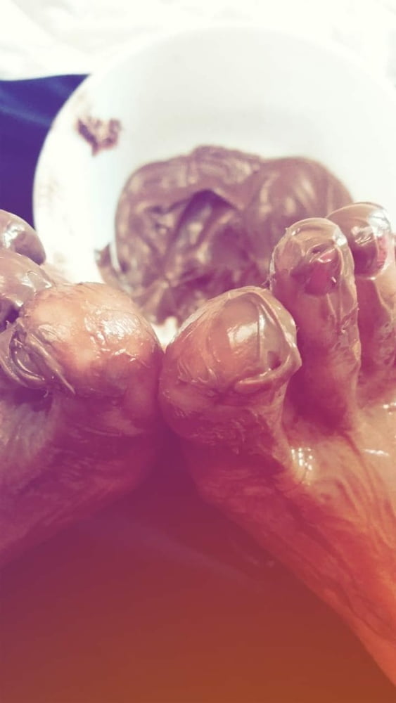 Foot Fetish, Foot Porn, Sexy Feet, Chocolate - 27 Photos 