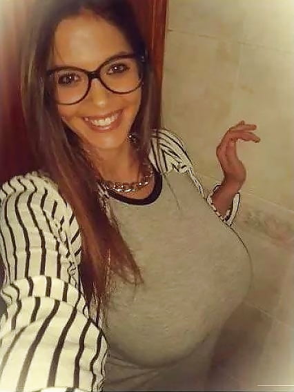 Webtastic Special: Huge MilF pict gal