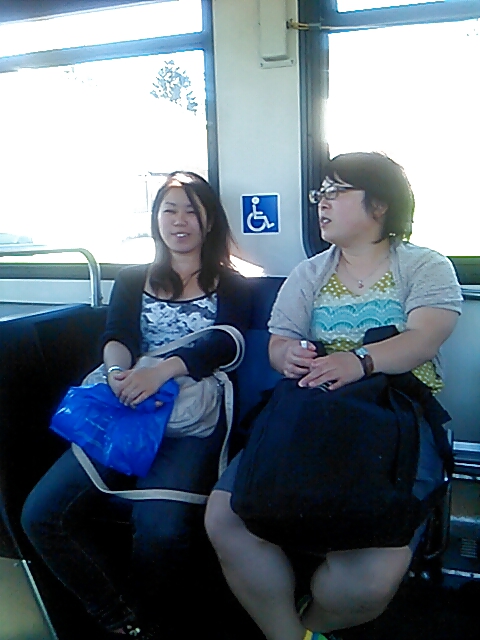 Voyeur - babes on transit pict gal