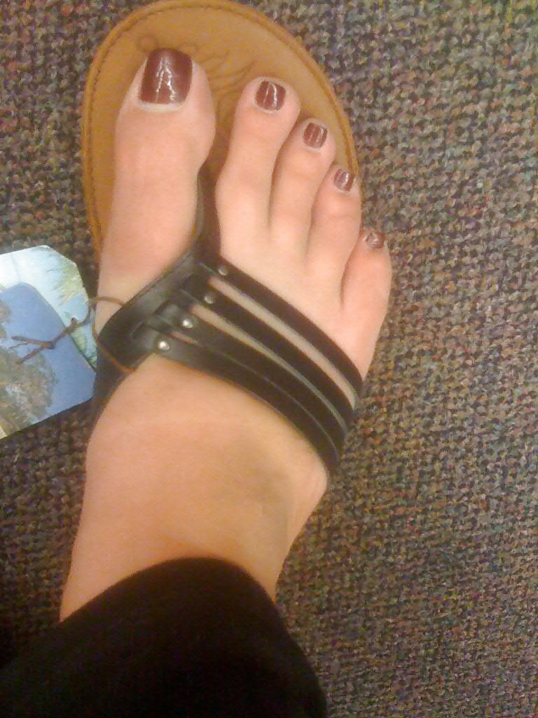 somemore pretty feet. pict gal