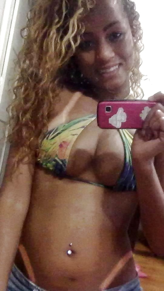 Brazilians Teens Sexy Selfies 2 pict gal