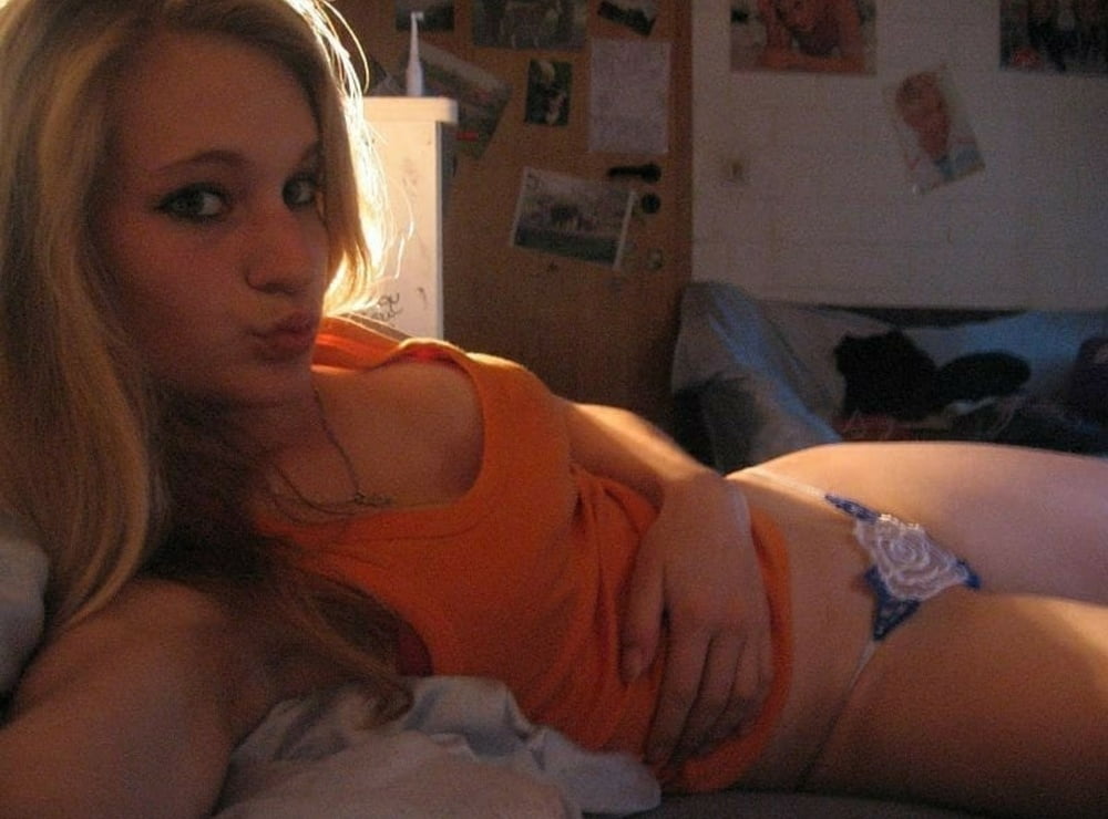 Hot Amateure - 16 Pics 