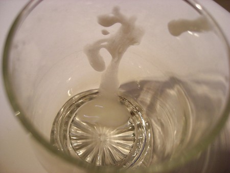 Hommage a Joseph Beuys V - Sperma in Longdrink-Glas