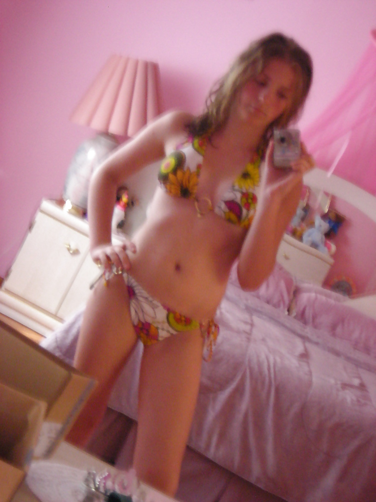 Teenage girl selfshot (Photo set) pict gal