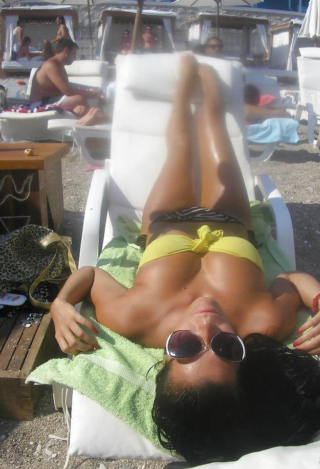 Serbian Girl 3 pict gal