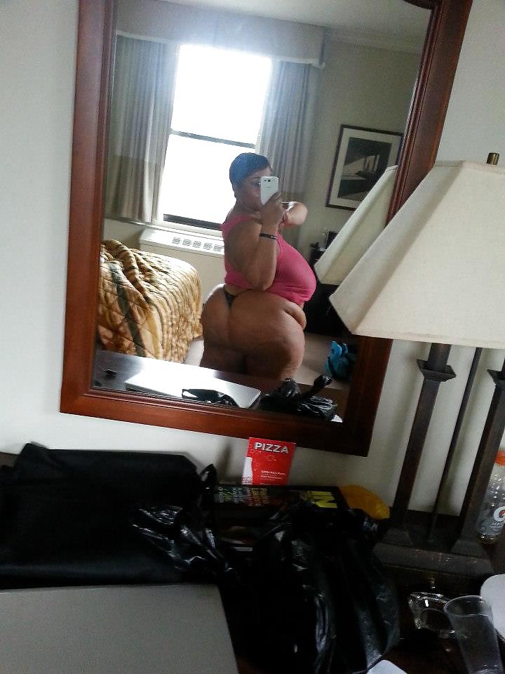 Trixie Love mega fat ass pict gal
