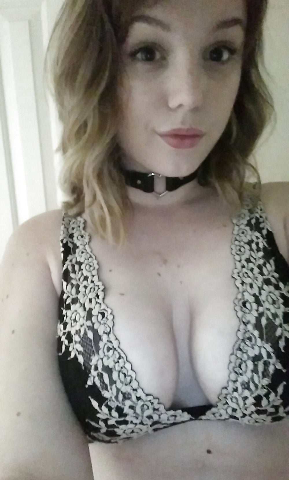 Horny Teen Slut aka Counterterortits Selfies pict gal