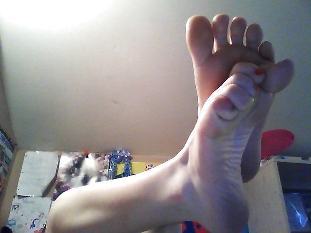 Teen Feet 6 pict gal