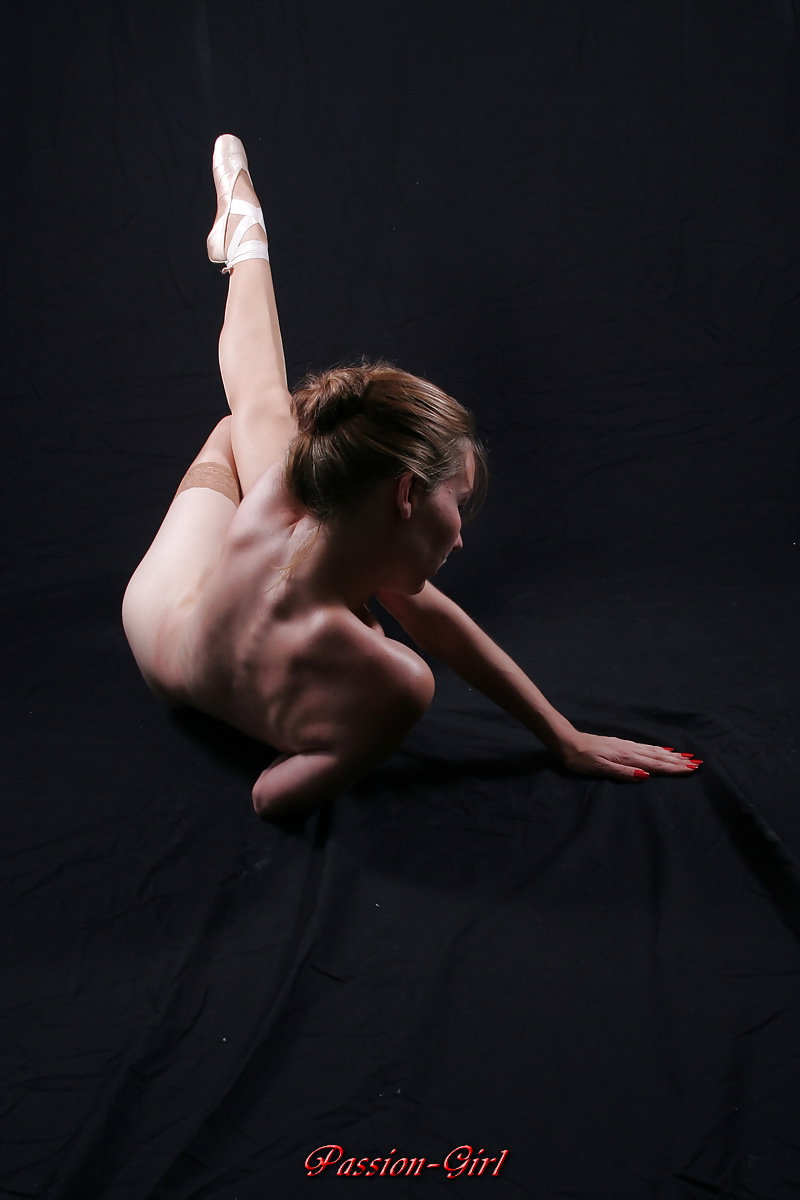 Erotic Ballet II - Passion-Girl German Amateur pict gal