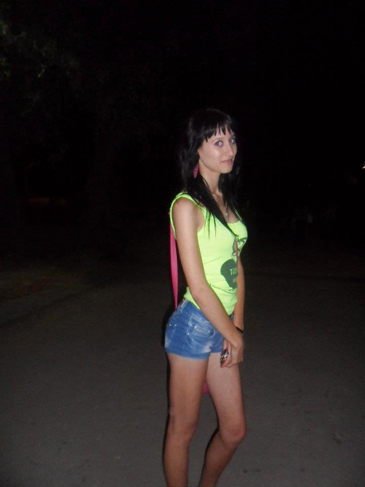 romnian women: anca pict gal