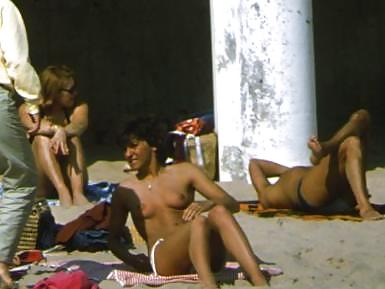 Topless Girls! pict gal