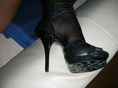 wife black platform heels