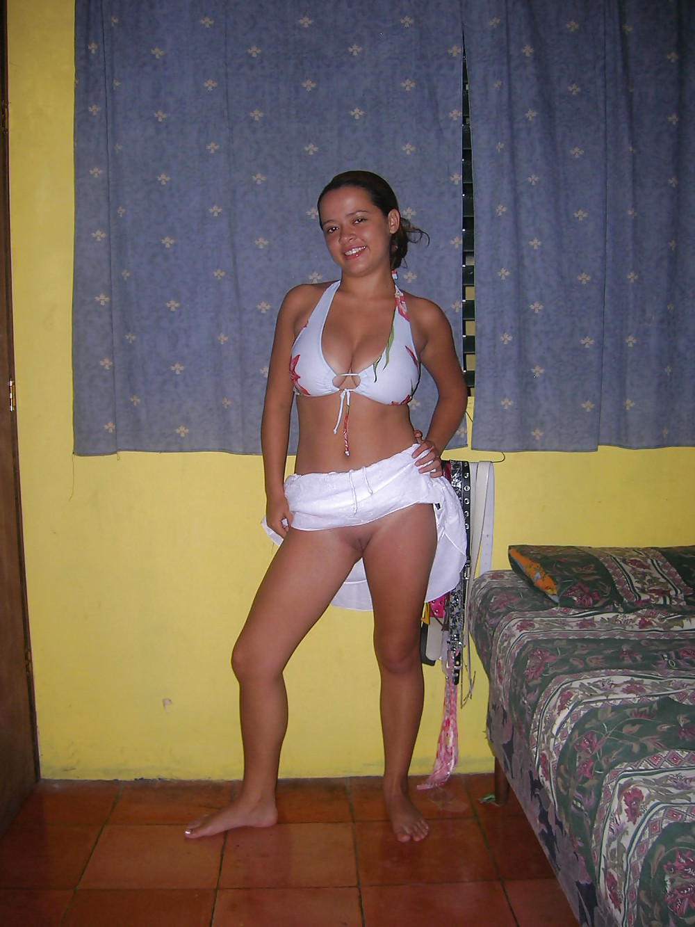 SmutDates Username 'LatinTreat19' pict gal