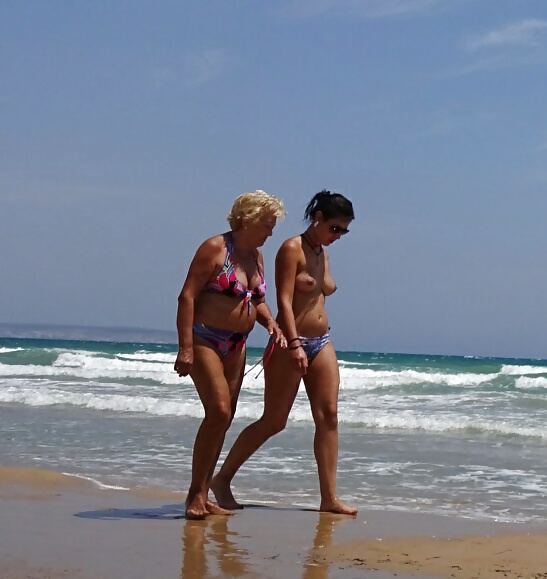 Nudist beach 2 pict gal