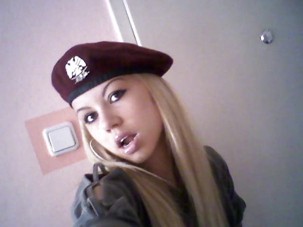 Southern Slavic Girls pict gal