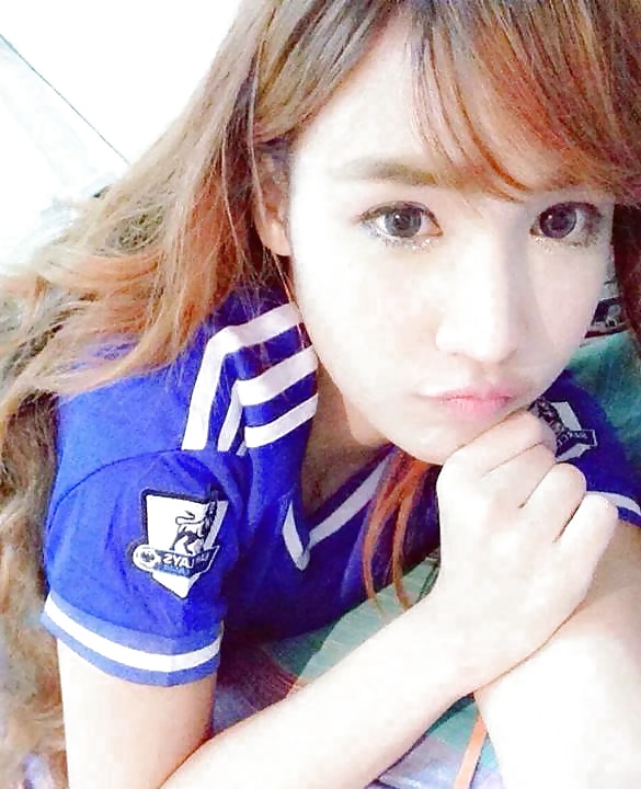 Amateur Self Shot In Football Shirts Thai pict gal